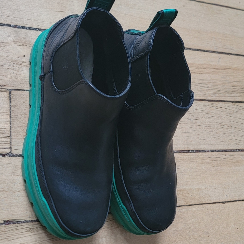 UGG Merina Black Green Leather Ankle Boots Platform Size 8 US/39 EU - Picture 2 of 6